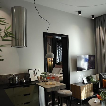 Urban Stay Tirana Deluxe Екстер'єр фото