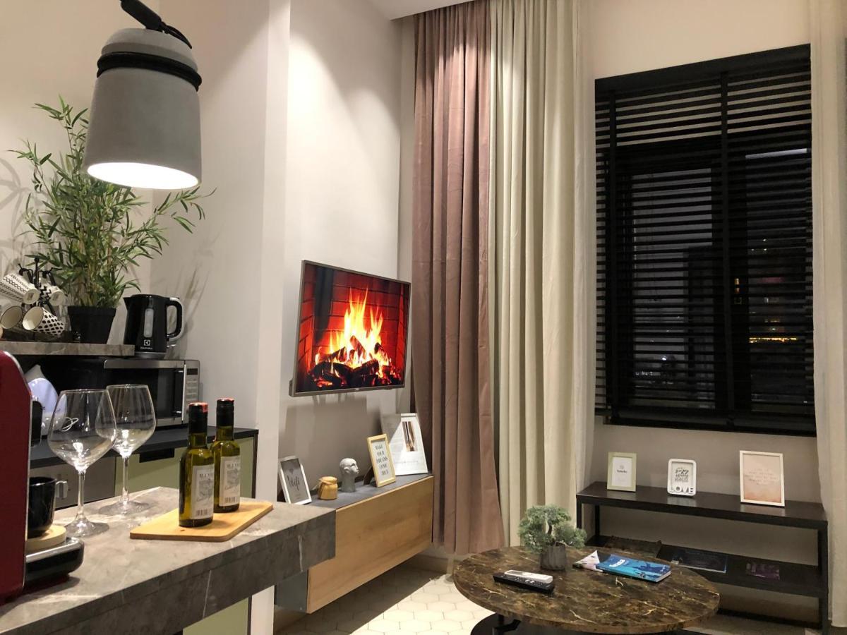 Urban Stay Tirana Deluxe Екстер'єр фото