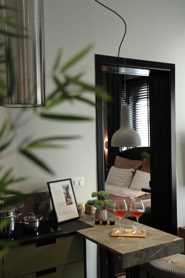 Urban Stay Tirana Deluxe Екстер'єр фото